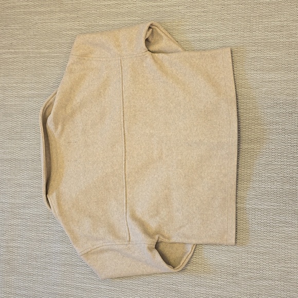 NWOT Love Tree Beige Cropped Coat - Picture 2 of 8